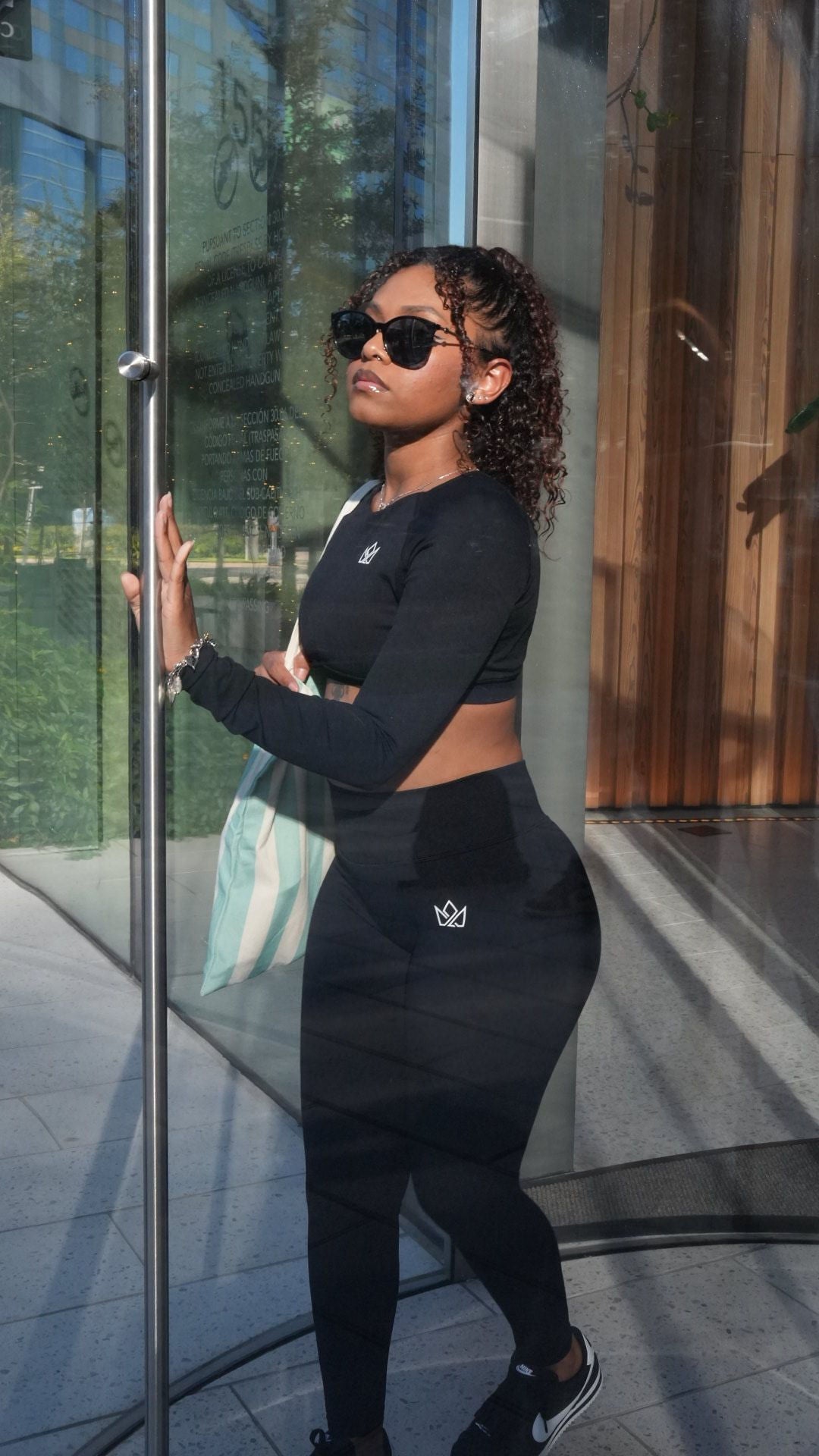 Essence Backless Set